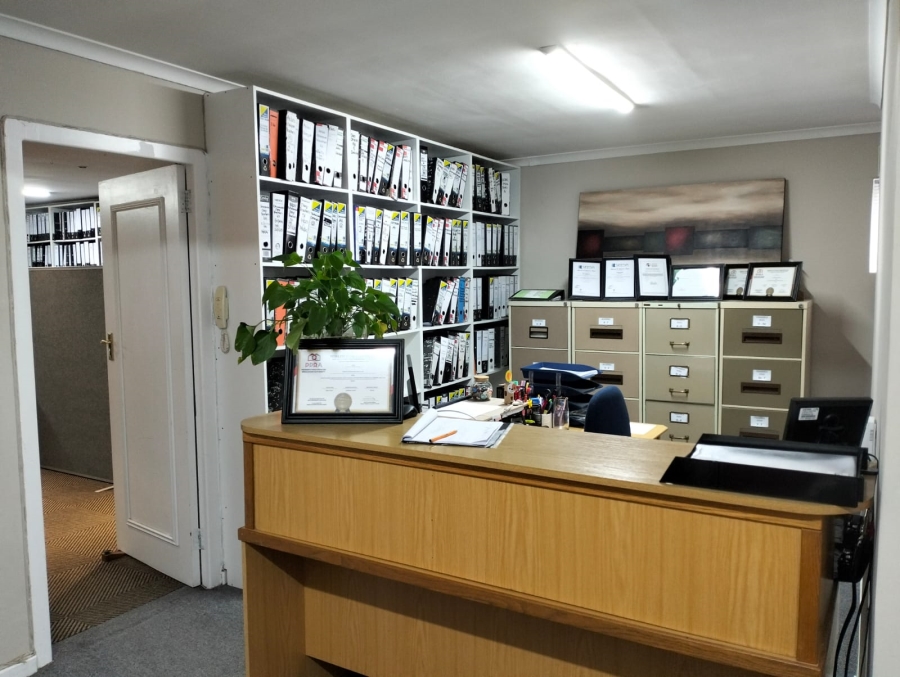 To Let Commercial Property for Rent in Durbanville Western Cape